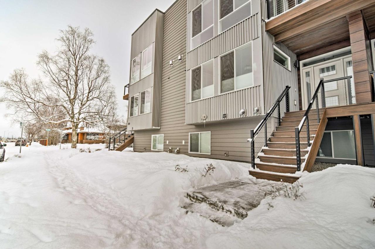 °MODERN ANCHORAGE TOWNHOME BY DELANEY PARK STRIP! ANCHORAGE, AK